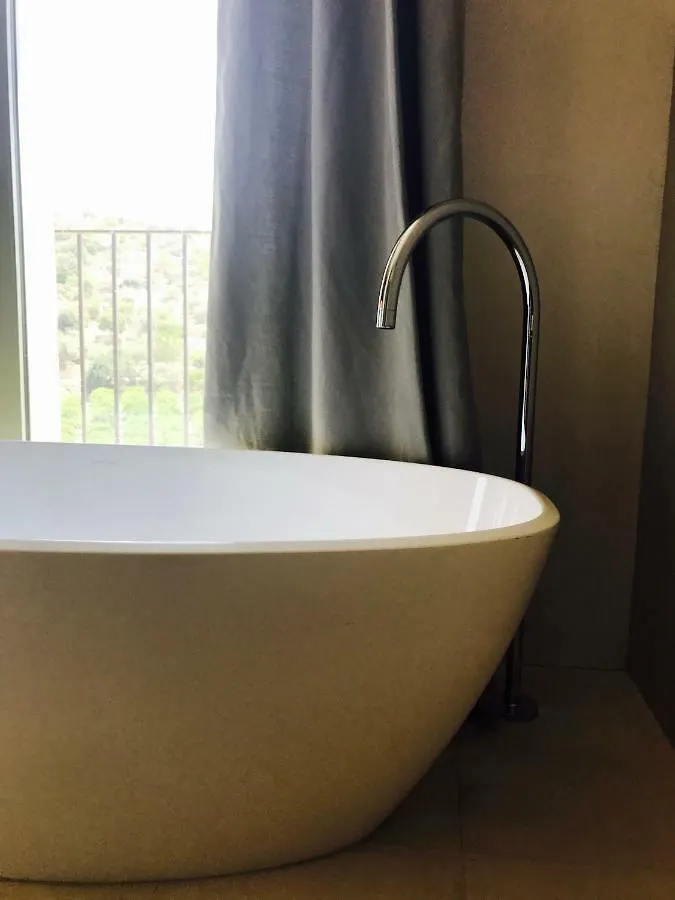 Battimandorlo Hotel Noto 0*,