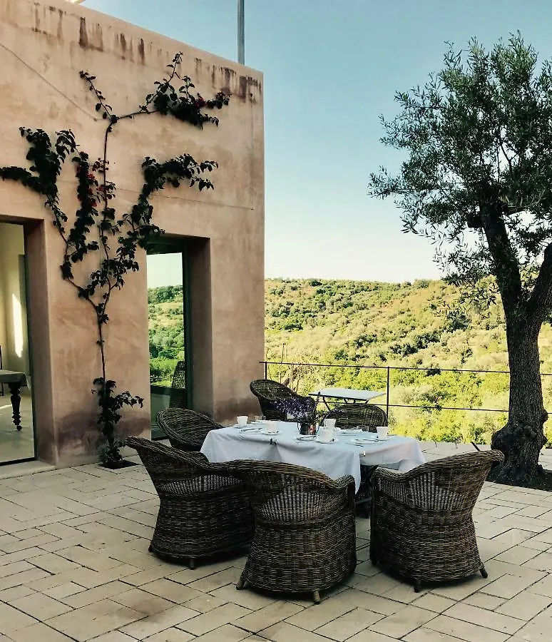 Hotel Battimandorlo Noto 0*,  Italia