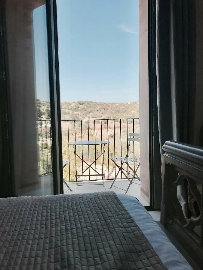Hotel Battimandorlo Noto 0*,  Italia
