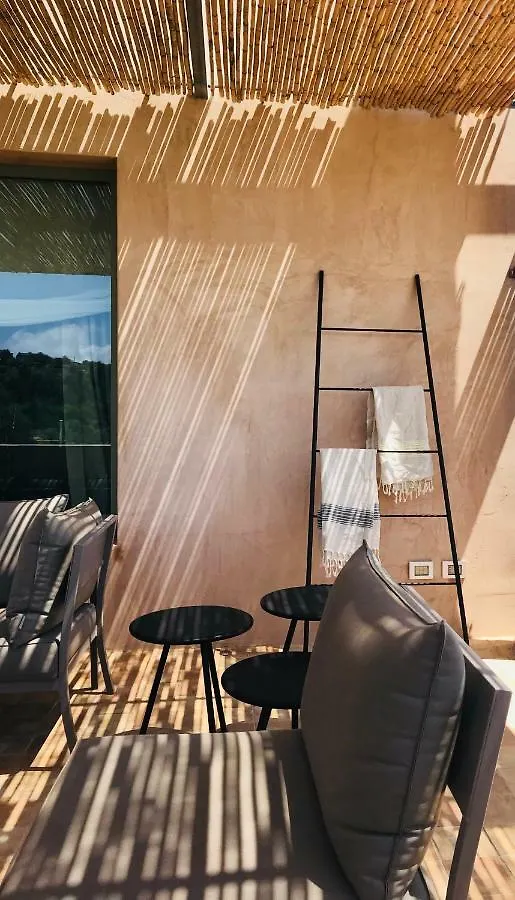 Hotel Battimandorlo Noto 0*,  Italia